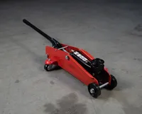 Домкрат гидравлический подкатной  2 т, 135-330 мм TOR LT-FJ820012, TOR Industries, Домкраты