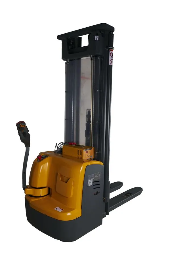 Штабелер самоходный 1,5 т 5,6 м XILIN CDDR15-III 24/200 В/Ач (сопровождаемый), TOR Industries, Штабелёры электрические